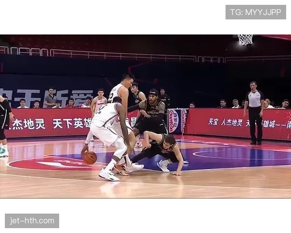 篮球对抗中空中判罚标准如何理解？易犯点分析解析！