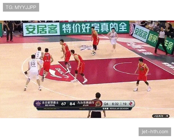 裁判哨音的判罚意义与比赛停止重启条件解析